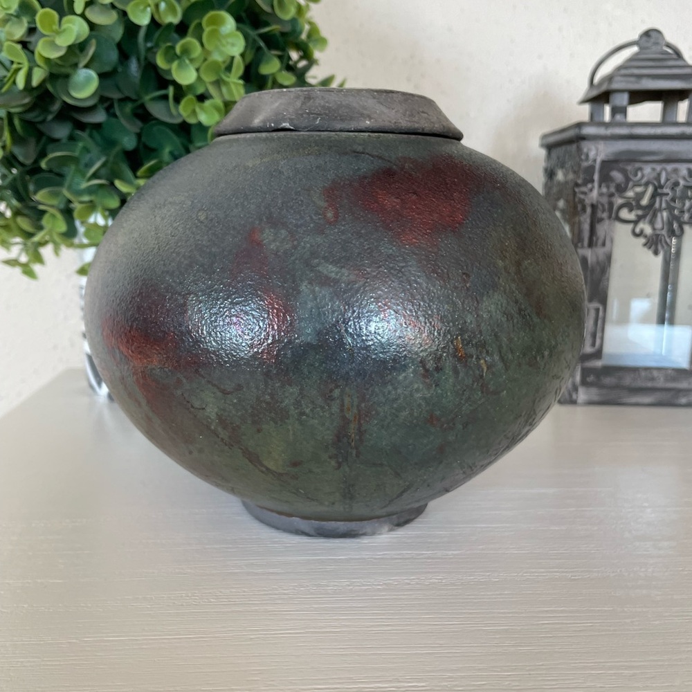 Raku art pottery jar vase with Lid by Kila, Montana Artist Chris Riebe